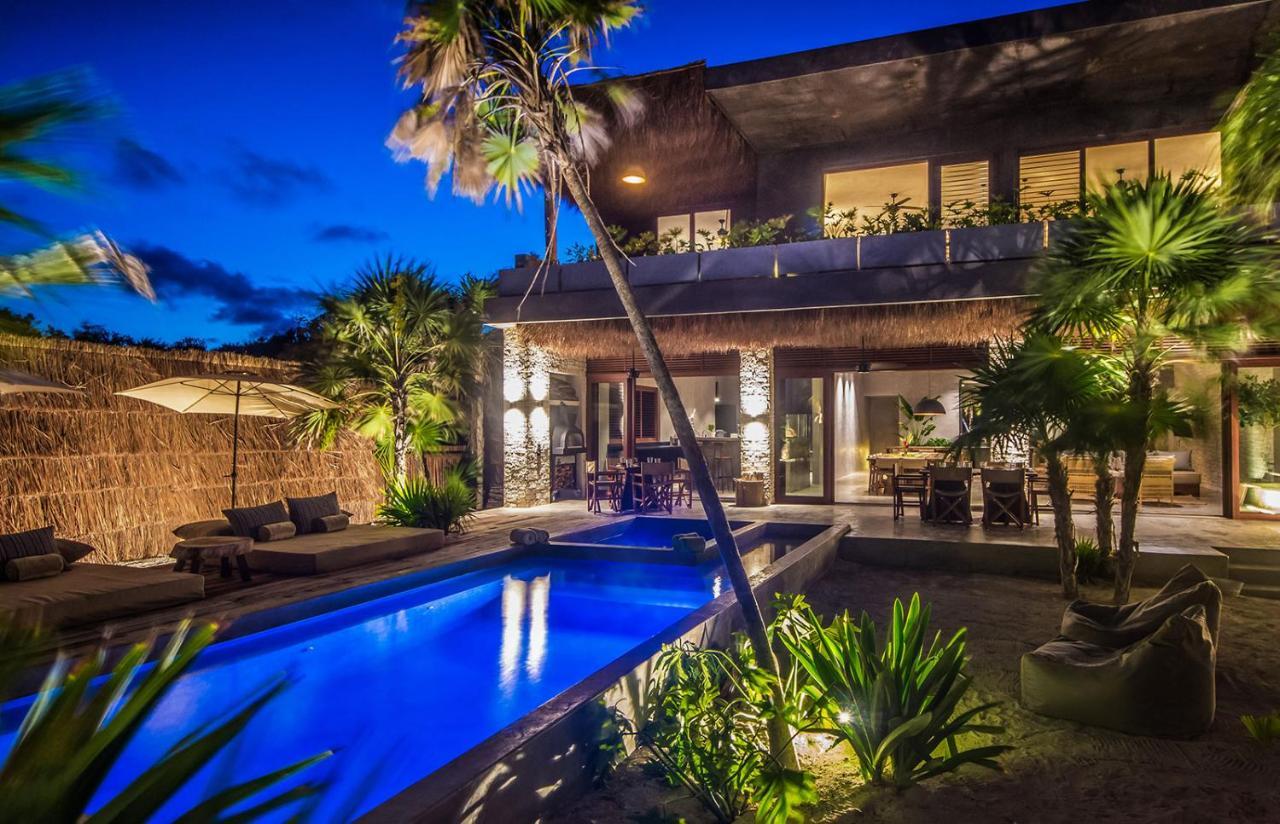 Beachfront Villa In Tankah Bay Tulum Exterior foto